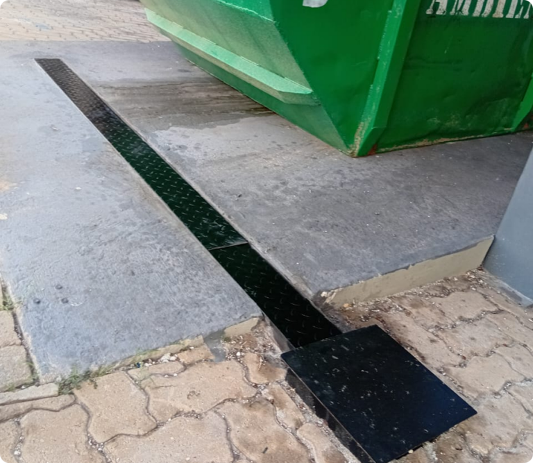 Rectangle 973